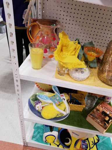 Thrift Store «Goodwill - Blaine: Ulysses Lane NE», reviews and photos, 11701 Ulysses Ln NE, Blaine, MN 55434, USA