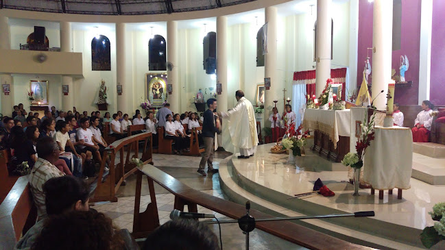 Opiniones de Parroquia Discípulos de Emaús en San Juan de Miraflores - Iglesia