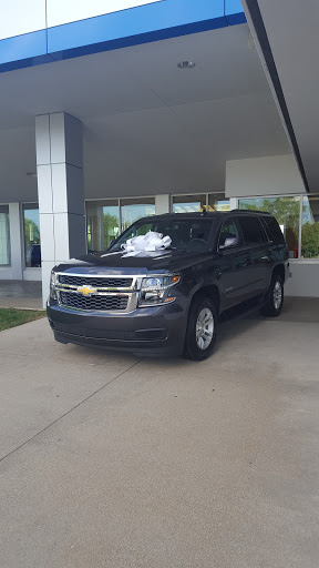 Chevrolet Dealer «DeNooyer Chevrolet», reviews and photos
