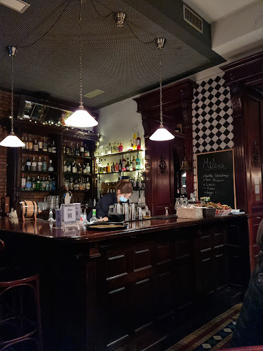 Pubs with board games Milan