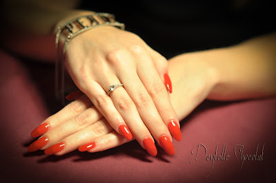DENTELLE CHOCOLAT Ongle Beauté des mains et des pieds onglerie. Antibes Juan-les-pins à Antibes