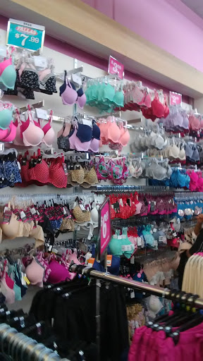 Discount Store «Fallas Paredes Discount Stores», reviews and photos, 956 Sepulveda Blvd, Harbor City, CA 90710, USA