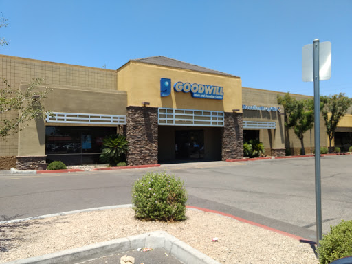 Thrift Store «Goodwill Retail Store & Donation Center», reviews and photos, 6161 W Bell Rd, Glendale, AZ 85306, USA