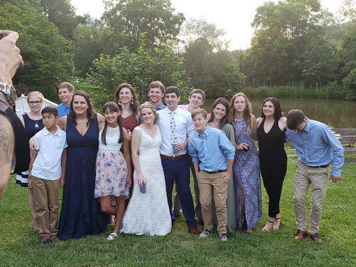 Event Venue «Sleepy Hollow Inn & Event Center», reviews and photos, 132 Old Jims Branch Rd, Swannanoa, NC 28778, USA