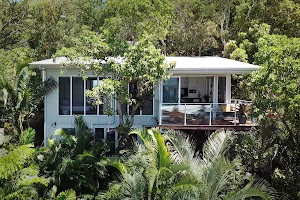 Dog Friendly Holiday Houses-Coolum Beach