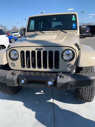 Toyota Dealer «Apple Valley Toyota», reviews and photos, 650 Foxcroft Ave, Martinsburg, WV 25401, USA