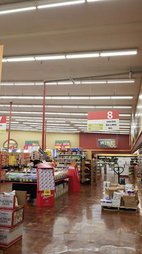 Grocery Store «Grocery Outlet Bargain Market», reviews and photos, 1535 S Novato Blvd, Novato, CA 94947, USA