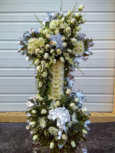 Funeral Home «Bernardo Garcia Funeral Home», reviews and photos, 865 W 49th St, Hialeah, FL 33012, USA