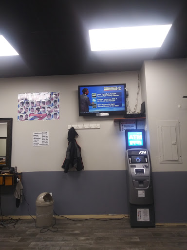 Barber Shop «Maestro Barber Shop», reviews and photos, 960 Bloomingdale Rd # 7, Staten Island, NY 10309, USA