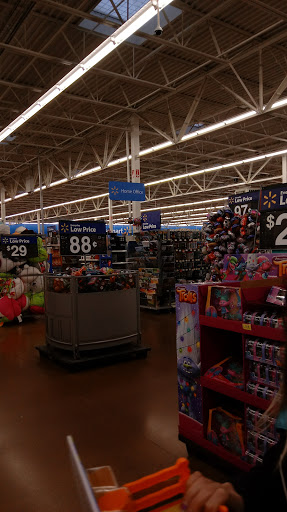 Department Store «Walmart Supercenter», reviews and photos, 201 Chamber Dr, Milford, OH 45150, USA