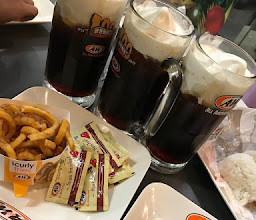 A&W photo