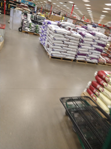 Animal Feed Store «Shoppers Supply», reviews and photos, 2880 S Alma School Rd, Chandler, AZ 85286, USA