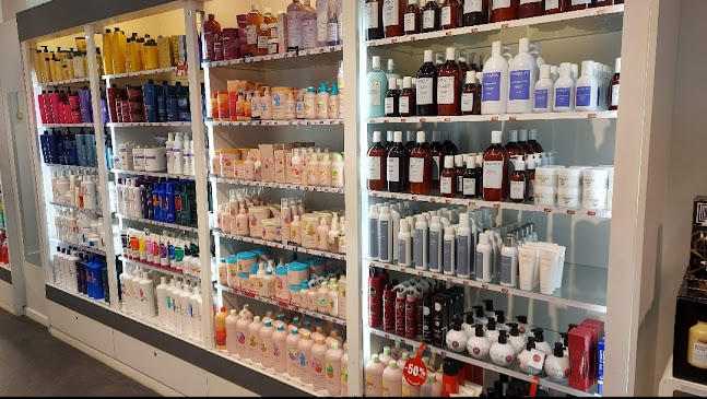 Beoordelingen van Hairdis Saint-Gilles in Brussel - Cosmeticawinkel
