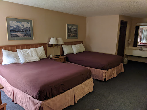 Truck Stop «Pioneer Villa Truck Plaza Inc», reviews and photos, 33180 OR-228, Halsey, OR 97348, USA