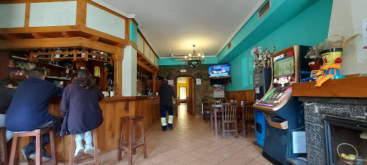 Restaurante - Bar Huelde - N-625, 73, 24980 Crémenes, León, Spain