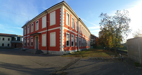 Scuola Media Statale R. Fusari Via Alcide De Gasperi, 26823 Castiglione D'adda LO, Italia