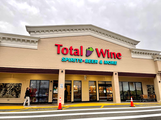 Wine Store «Total Wine & More», reviews and photos, 1451 New Britain Ave, West Hartford, CT 06110, USA