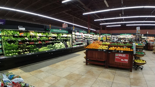 Supermarket «Giant Eagle Supermarket», reviews and photos, 870 N Court St, Medina, OH 44256, USA