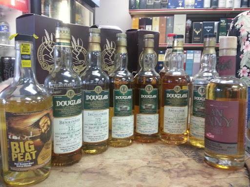 Wine Store «Norfolk Wine & Spirits», reviews and photos, 206 Dedham St, Norfolk, MA 02056, USA