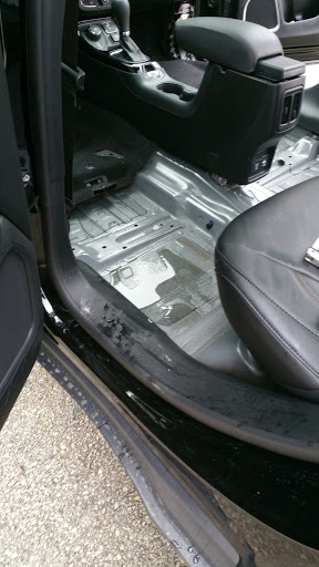 Auto Body Shop «Bentonville Auto Body & Detail», reviews and photos, 506 SW 14th St, Bentonville, AR 72712, USA