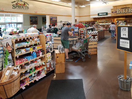Health Food Store «Sprouts Farmers Market», reviews and photos, 24285 Magic Mountain Pkwy, Valencia, CA 91355, USA