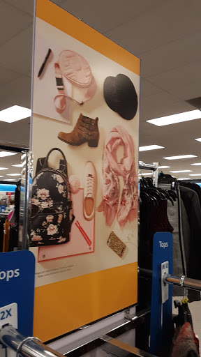 Clothing Store «Ross Dress for Less», reviews and photos, 620 Triangle Shopping Center, Longview, WA 98632, USA