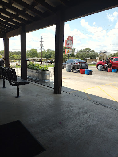 Car Detailing Service «The Wash Tub», reviews and photos, 1200 Thorpe Ln, San Marcos, TX 78666, USA