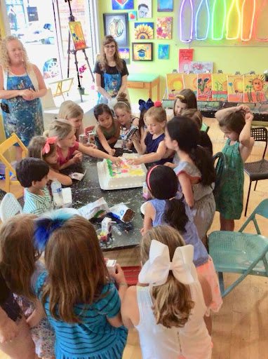 Party Planner «Bottle & Bottega La Grange», reviews and photos, 1 W Harris Ave, La Grange, IL 60525, USA