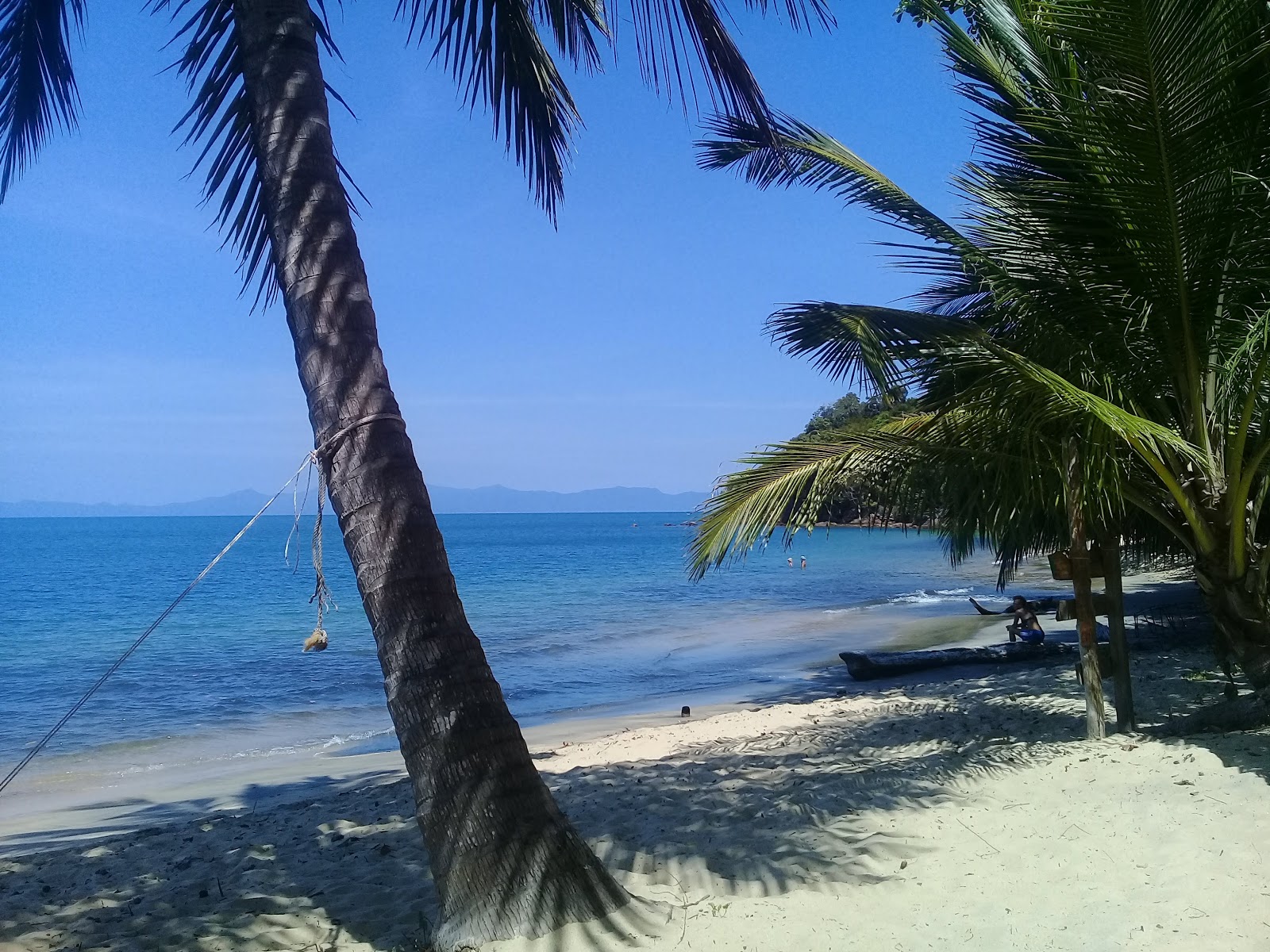 Photo of Om Tao Beach with long straight shore