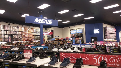 SKECHERS Warehouse Outlet