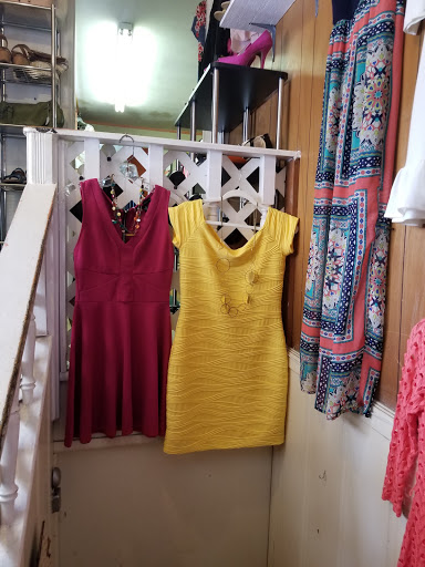 Consignment Shop «New To You Consignment Shop», reviews and photos, 6707 Massachusetts Ave, New Port Richey, FL 34653, USA