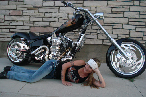 Auto Body Shop «Country Auto Inc», reviews and photos, 1501 Chamber Ct, Anamosa, IA 52205, USA