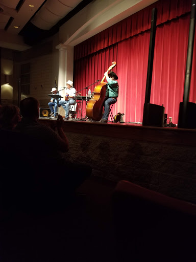 Performing Arts Theater «Krider Performing Arts Center», reviews and photos, 650 Volunteer Dr, Paris, TN 38242, USA