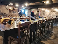 Atmosphère du Restaurant Buron de Camejane à Saint-Chély-d'Aubrac - n°18