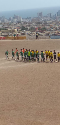 Opiniones de Cancha de fútbol "Poblacion Unida” en Antofagasta - Campo de fútbol