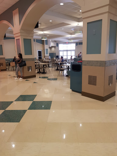 Clothing Store «The North Face Outlet», reviews and photos, 1155 Buck Creek Rd, Simpsonville, KY 40067, USA