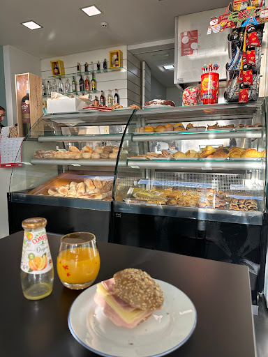 A Pedreira - Padaria e Pastelaria no Beiriz, Porto