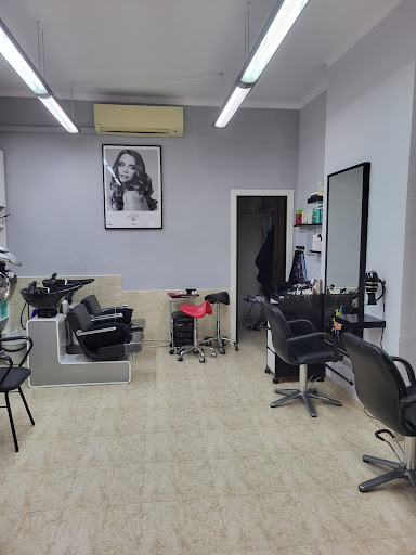 Peluquería Yolanda, Paseo Valldaura, Barcelona en Barcelona, Barcelona