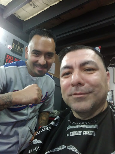 Barber Shop «Wise Guys Old School Barber Shop», reviews and photos, 610 Cedar St, Cedar Hill, TX 75104, USA