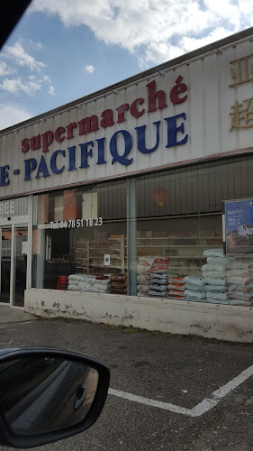 Supermarché Asie Pacifique à Pierre-Bénite