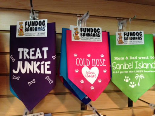 Pet Supply Store «Island Paws», reviews and photos, 630 Tarpon Bay Rd # 5, Sanibel, FL 33957, USA