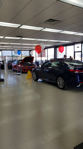 Car Dealer «Huffines Kia Corinth», reviews and photos, 5150 S Interstate 35 E, Denton, TX 76210, USA