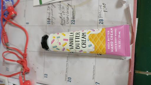 Beauty Supply Store «Bath & Body Works», reviews and photos, 2885 Market Center Dr, Rockwall, TX 75032, USA