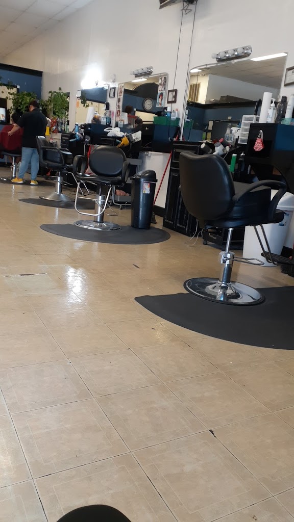 Yani’s Hair Salon&barber 77028