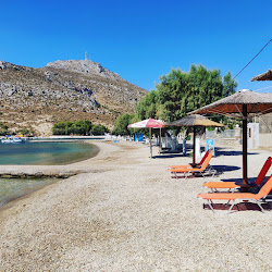 Xirokampos beach'in fotoğrafı geniş bir kıyı şeridi ile birlikte