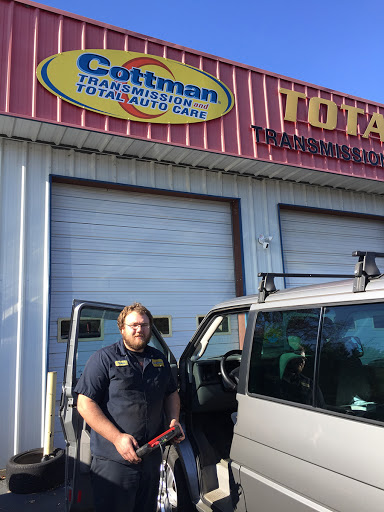 Transmission Shop «Cottman Transmission and Total Auto Care», reviews and photos, 120 Southport Rd, Spartanburg, SC 29306, USA