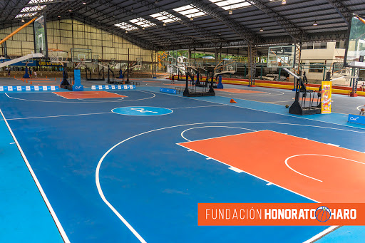 Basketball courts in Guayaquil