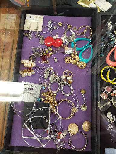 Thrift Store «That Nothing Be Lost Thrift», reviews and photos, 16 Franciscan Way, Garrison, NY 10524, USA