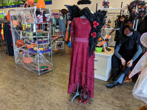 Thrift Store «Goodwill Store & Donation Center», reviews and photos, 28901 S Western Ave, Rancho Palos Verdes, CA 90275, USA