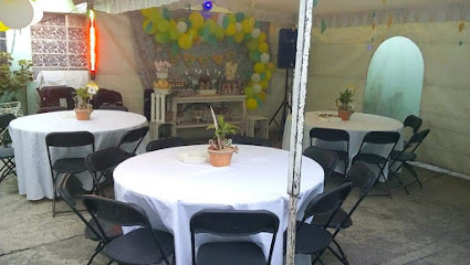 Salón de eventos y servicio de meseros a domicilio